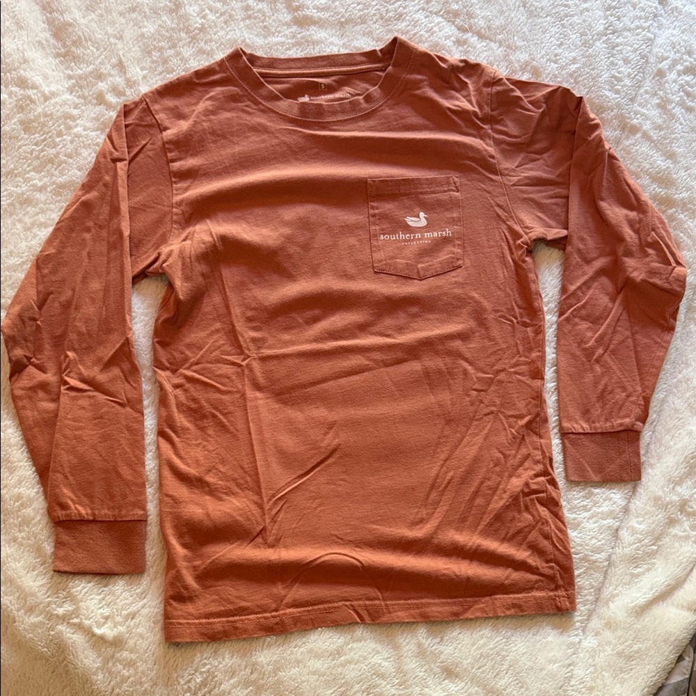 Southern Marsh Long Sleeve Pocket Tee in Rust